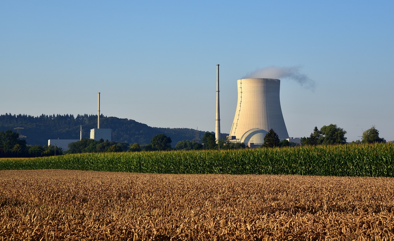 La energía nuclear contra las emisiones de carbono. Imagen de Pixabay