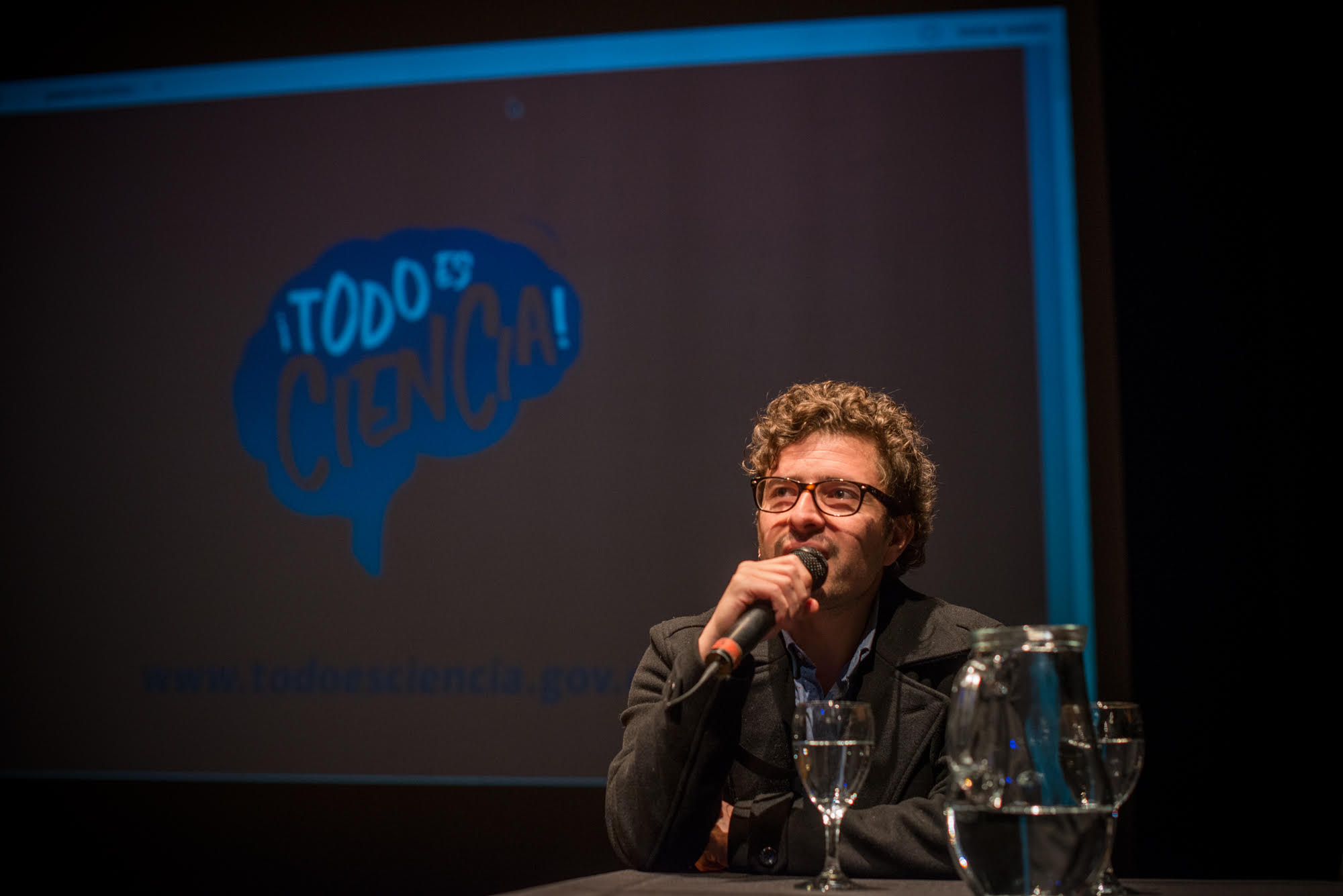 Todo es Ciencia en Doc Montevideo - Uruguay 2017